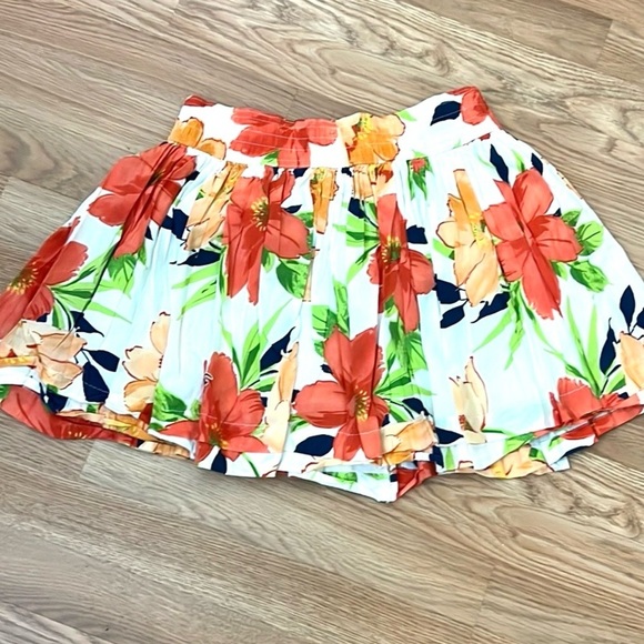 Abercrombie & Fitch Dresses & Skirts - Y2K Hollister,Vibrant,All Eyes On U,Lined Floral Skirt,Excellent Conditio,Size S